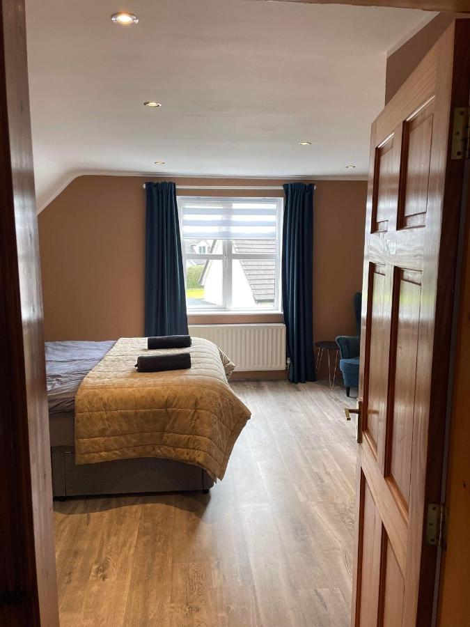 Wind Rose Rooms Ballycastle Eksteriør billede